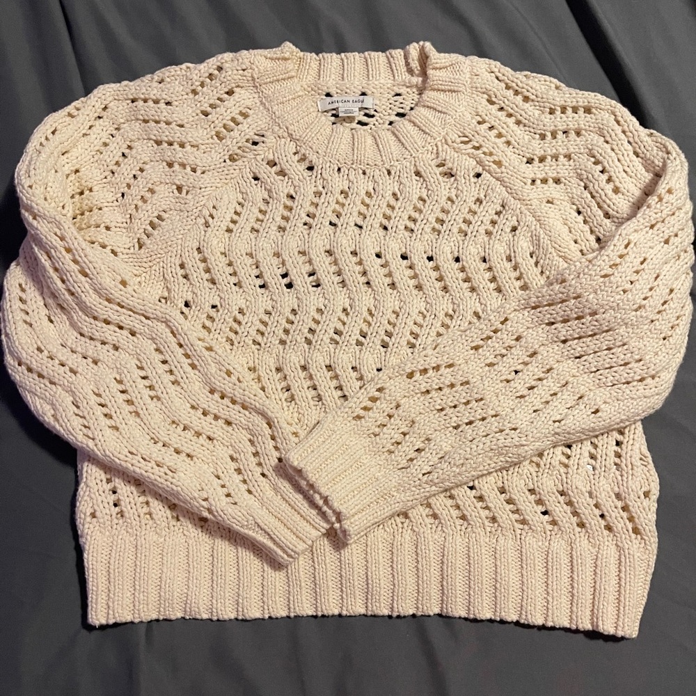 Never worn American eagle women’s sweater small